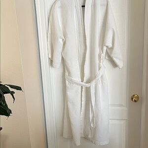 Hard Rock Cafe White Waffle-Knit Jacket